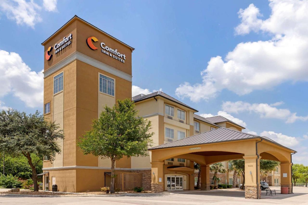 Comfort Inn & Suites Near Six Flags & Medical Center Сан-Антонио Экстерьер фото